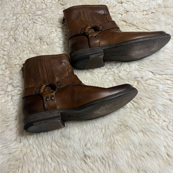Frye Grey Phillip Harness Short Leather Boots in Brown Size 6.5 - Picture 9 of 14